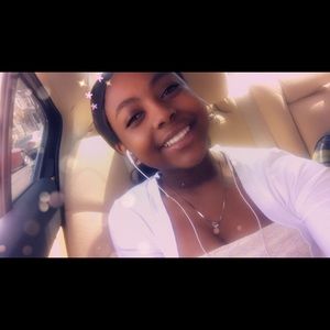 Meet your Posher, Sara